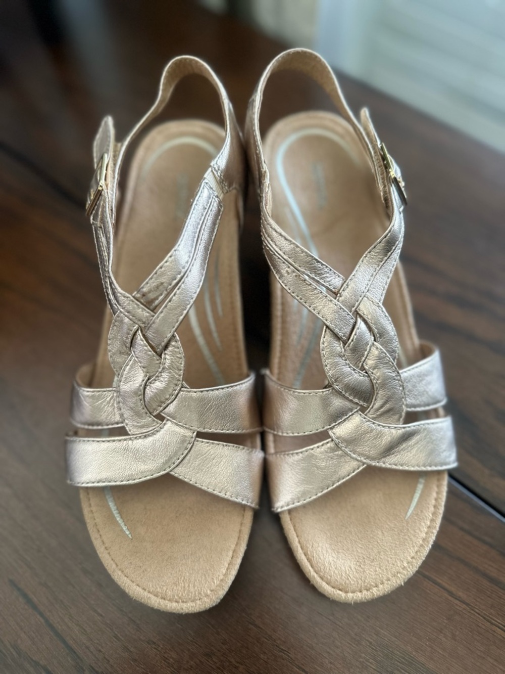 Aetrex Kiera Sandals In Taupe